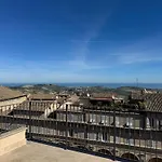 Lejlighed Panoramico Nel Cuore Di