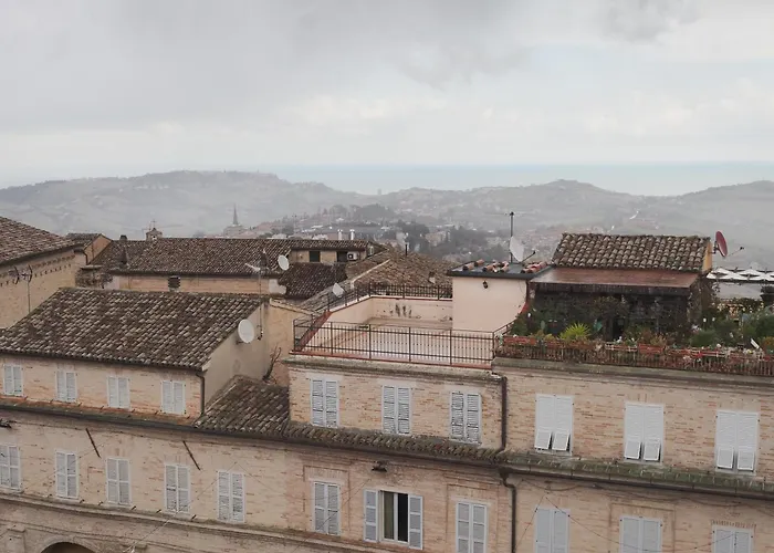 Panoramico Nel Cuore Di Appartamento Fermo